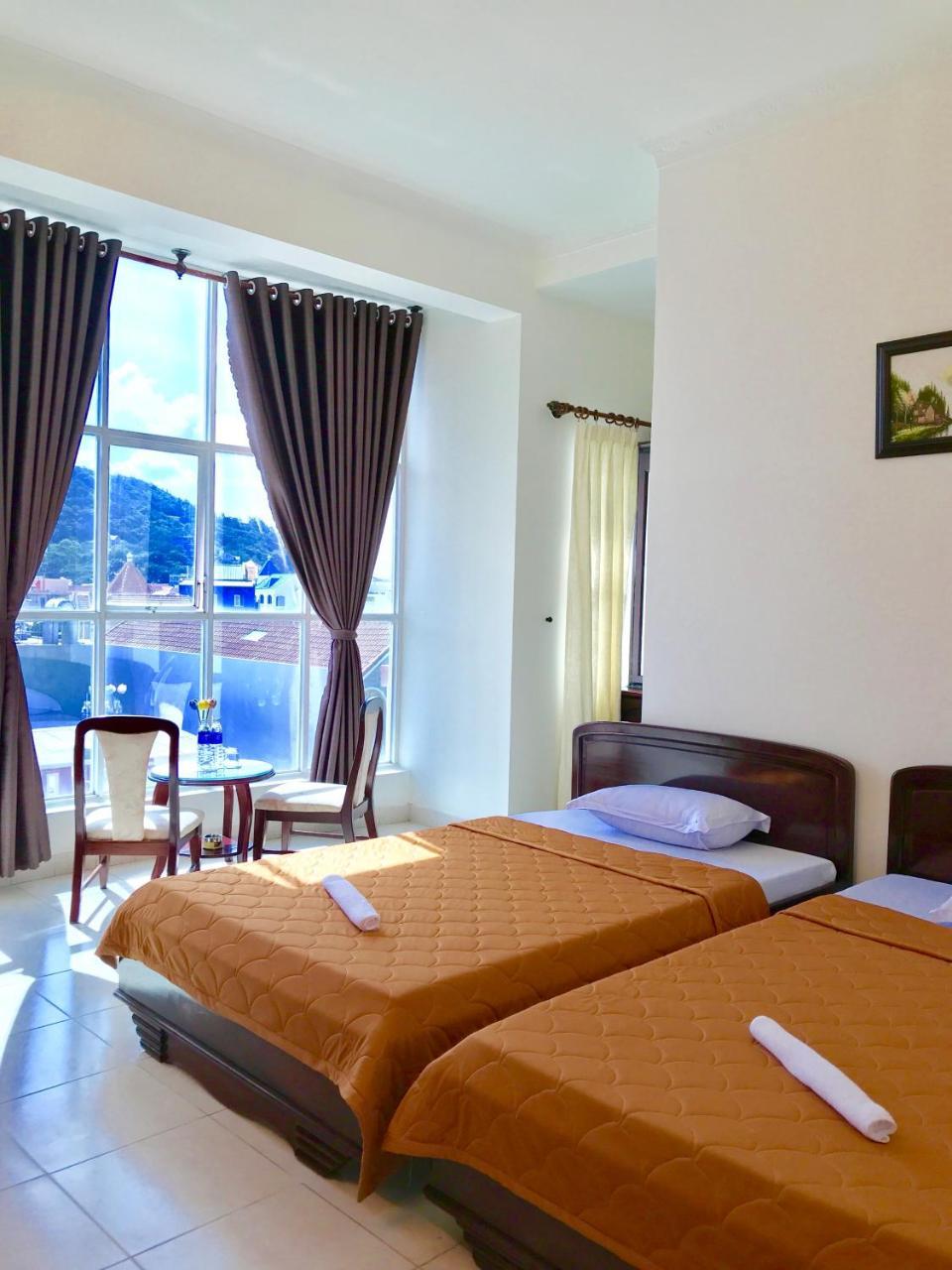 Gia Hung Motel ブンタオ エクステリア 写真